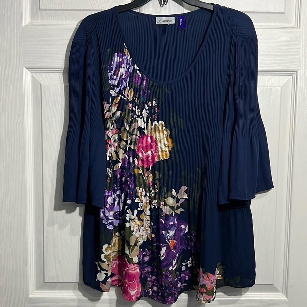 Catherines Women’s Blue Floral Pleated Scoop Neck Cold Shoulder Top - 2x (22-24)